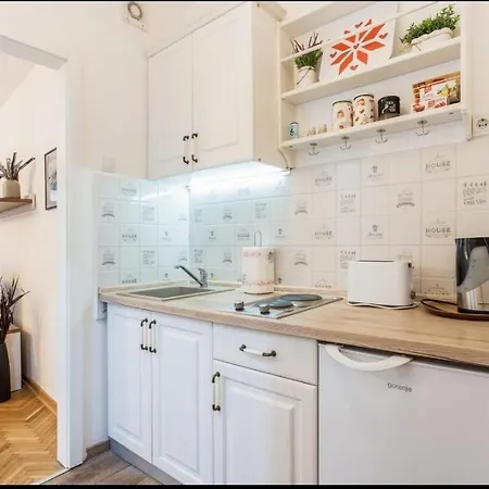 Balkan-inn Terazije 2 아파트 *