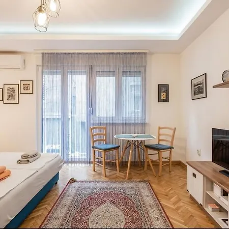 Balkan-inn Terazije 2 *